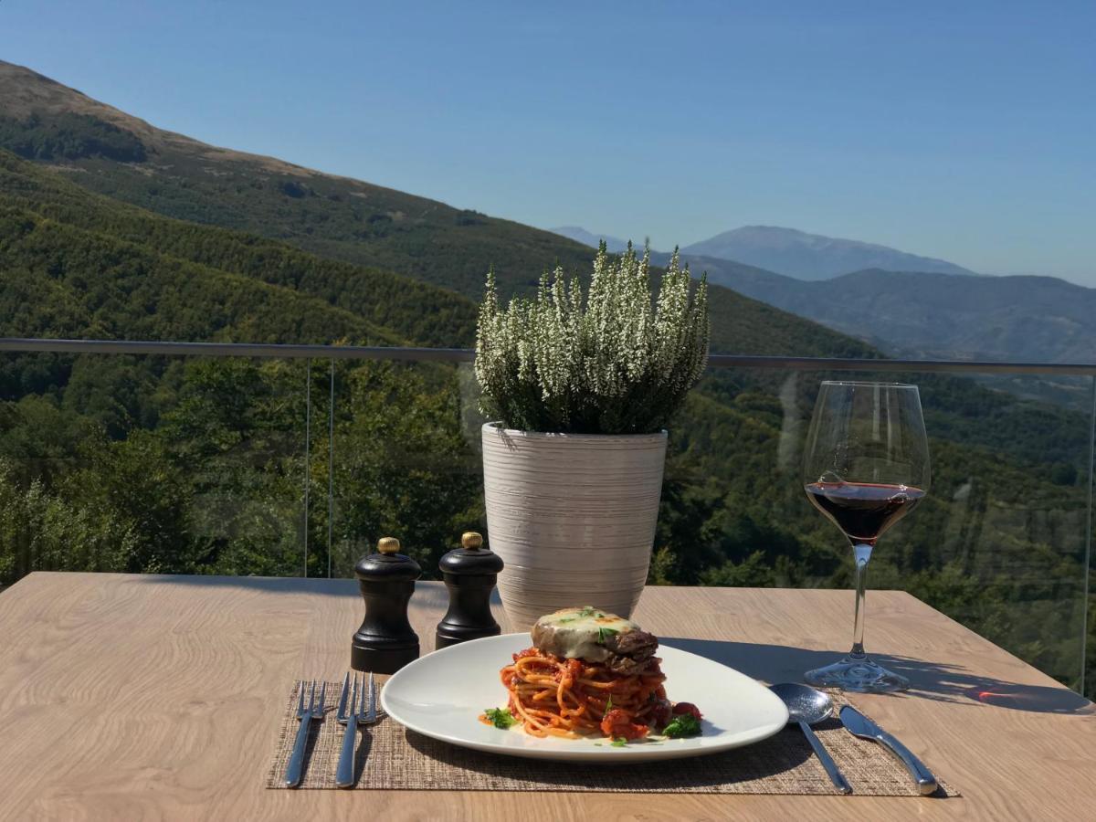 Hotel Morea Prevalle Bagian luar foto